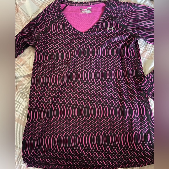 Under Armour Heat Gear Women's small long sleeve shirt - Picture 1 of 2